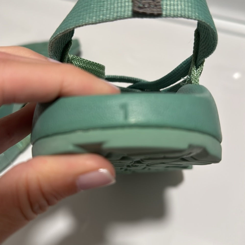 Chaco Kids Green Sandals - Picture 3 of 3